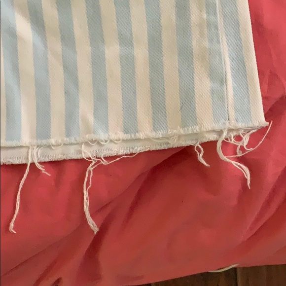 Blue and white carnival stripped skirt - Picture 5 of 8